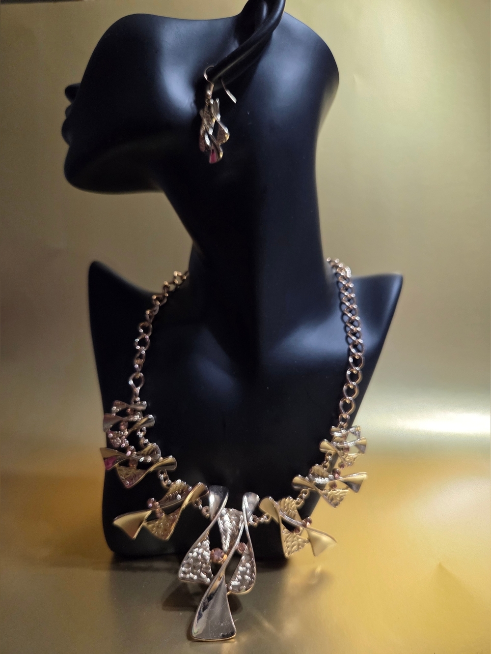 paparazzi Gold-Tone Sculptural Pendant Necklace and Earrings Set